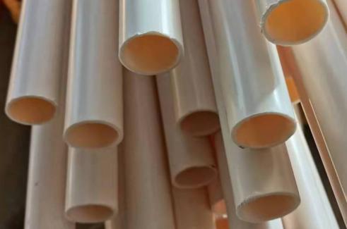 别选错!玻璃钢与CPVC保护管的5大关键差异